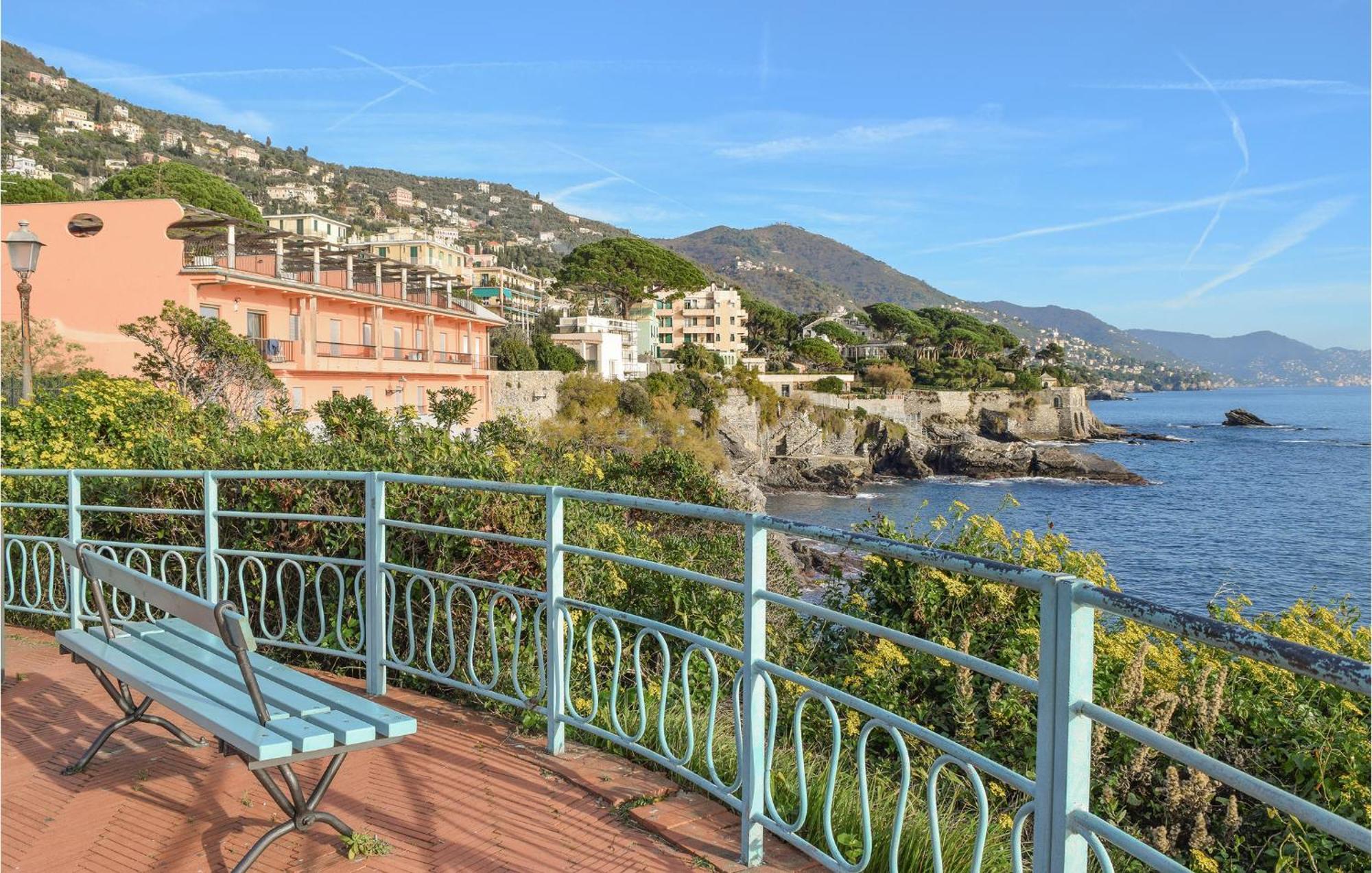 Gorgeous Apartment In Arenzano With Kitchen Esterno foto